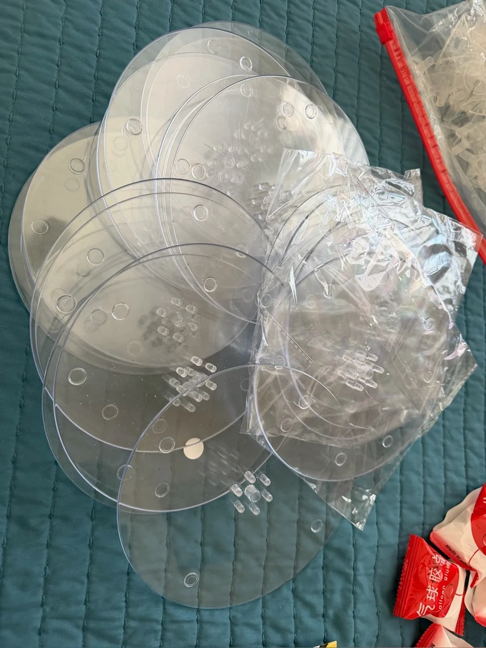 19 Balloon Centerpieces